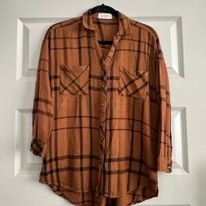 Carly Jean Los Angeles Brown Plaid Button Down Shirt